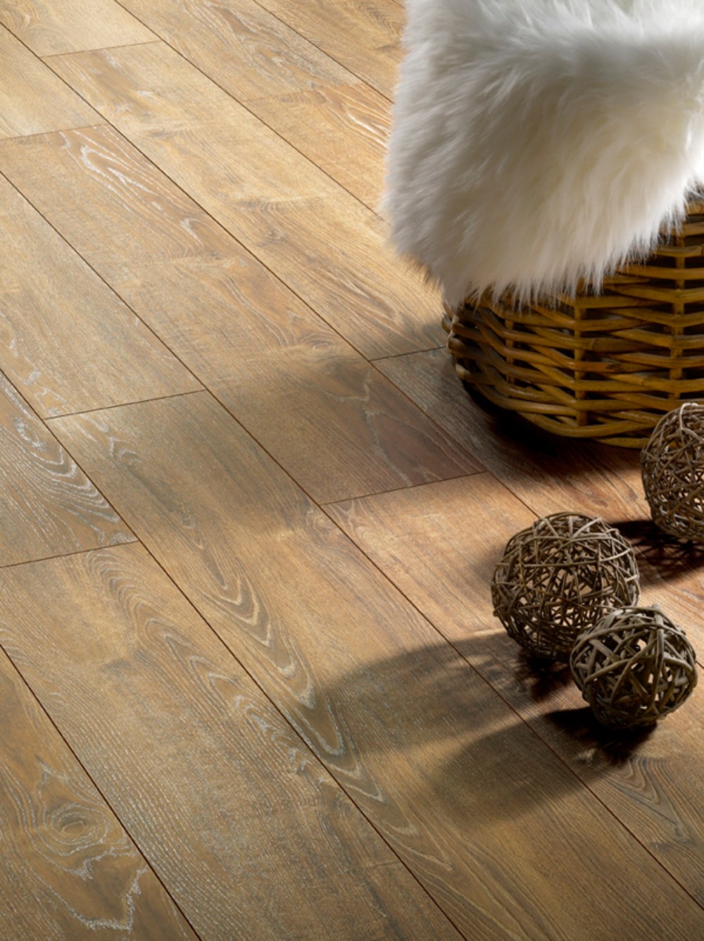 Ламинат Alsafloor Solid Medium Дуб Балеарский 622 1286×122×12 фото в интерьере